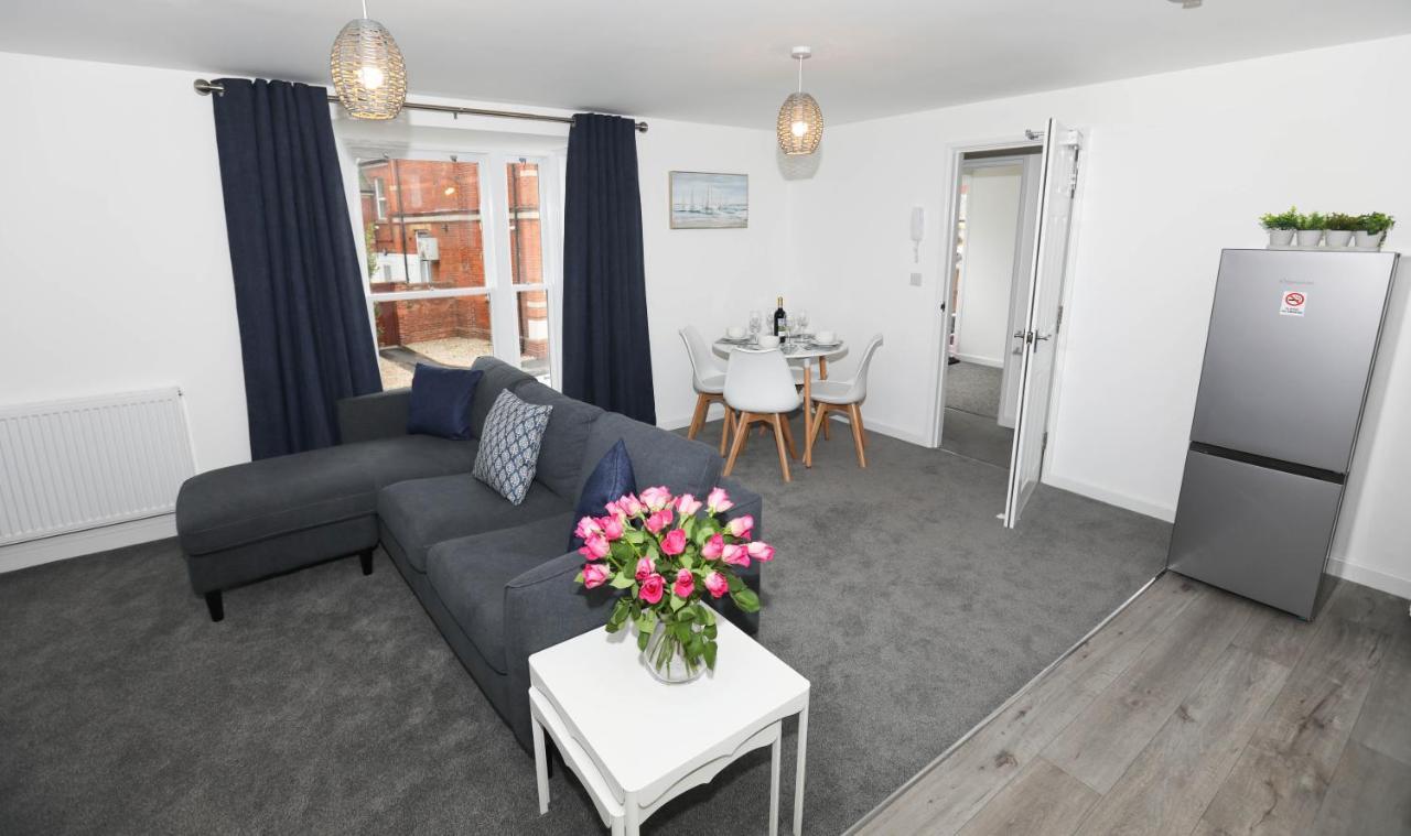 Exmouth - Apartment 2, Strand House - Modern 2 Bedroom Apartment, Perfect Location For Access To Beach & Town Centre - Sleeps 4 Guests - Hosted By Rentmyhouse Zewnętrze zdjęcie