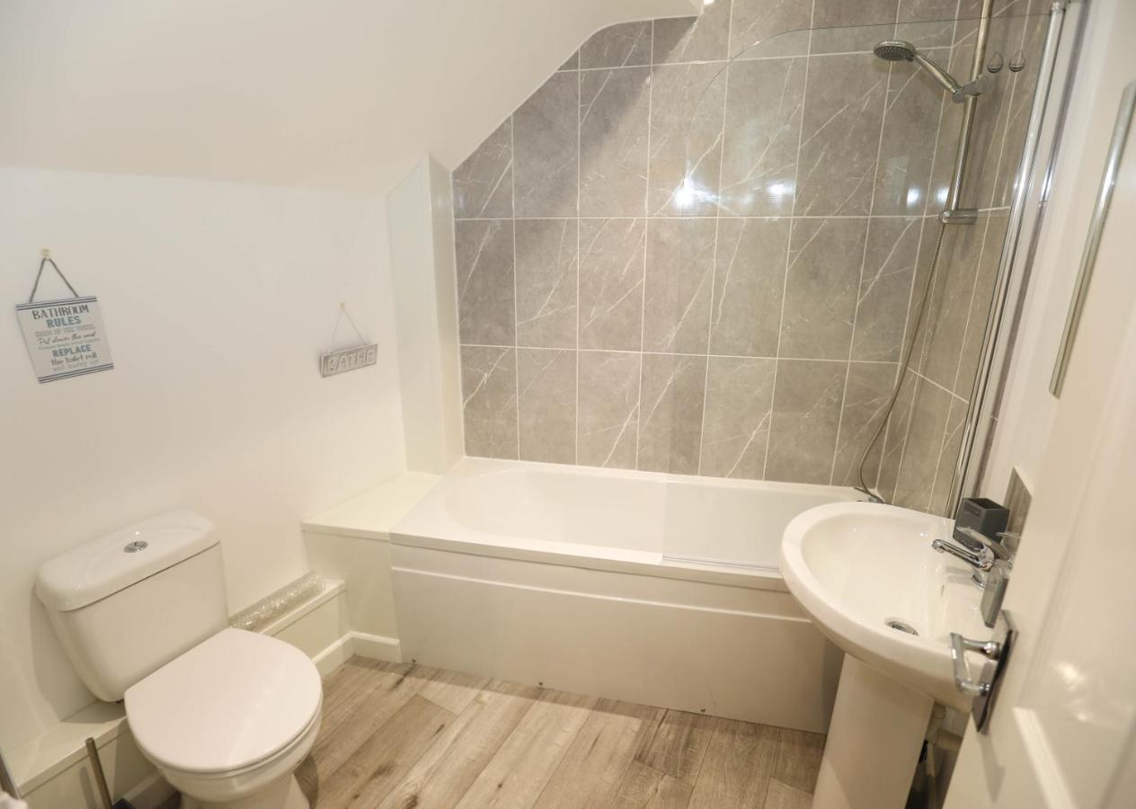 Exmouth - Apartment 2, Strand House - Modern 2 Bedroom Apartment, Perfect Location For Access To Beach & Town Centre - Sleeps 4 Guests - Hosted By Rentmyhouse Zewnętrze zdjęcie